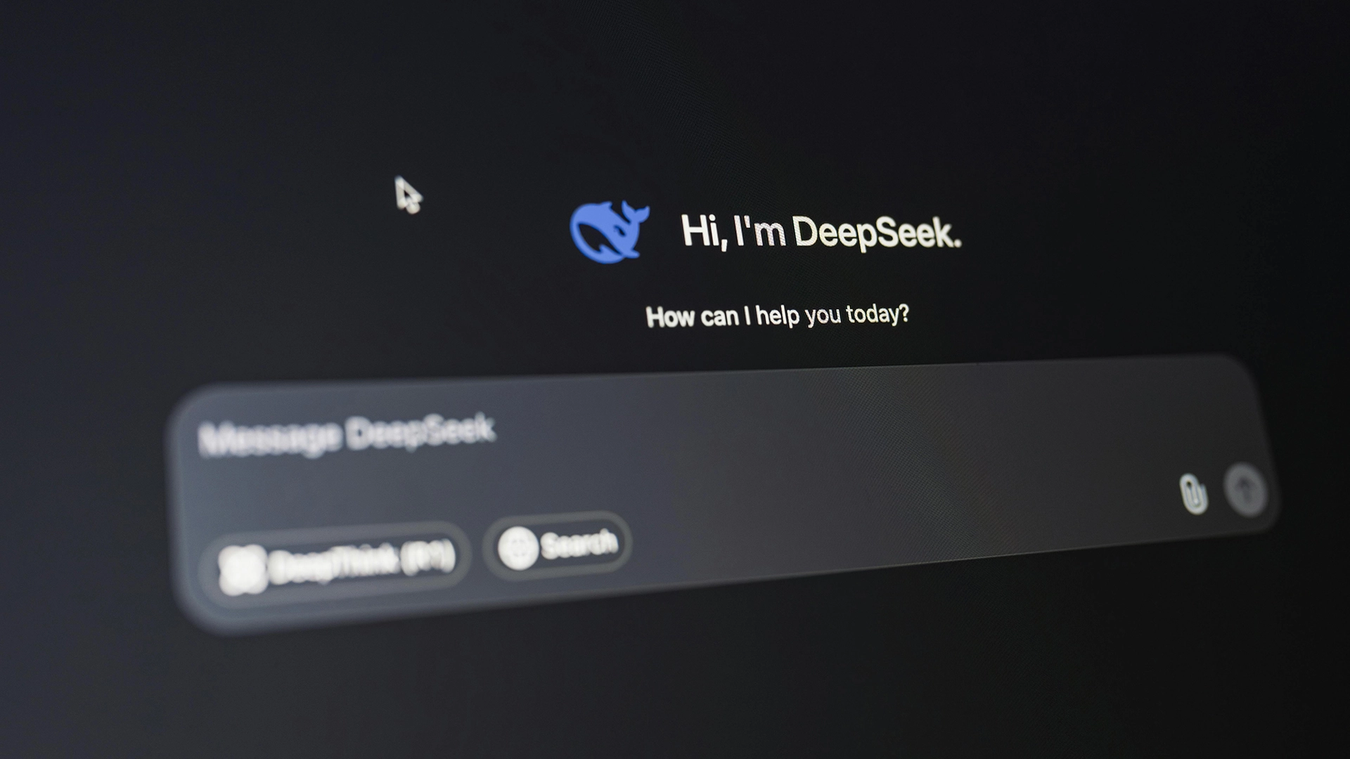 DeepSeek的AI学会了自我思考
